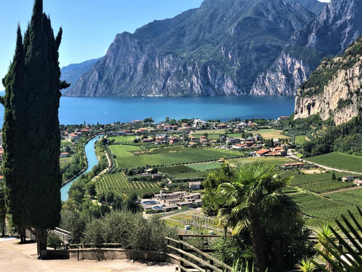 Hotel Isola Verde Torbole Sul Garda Esterno foto