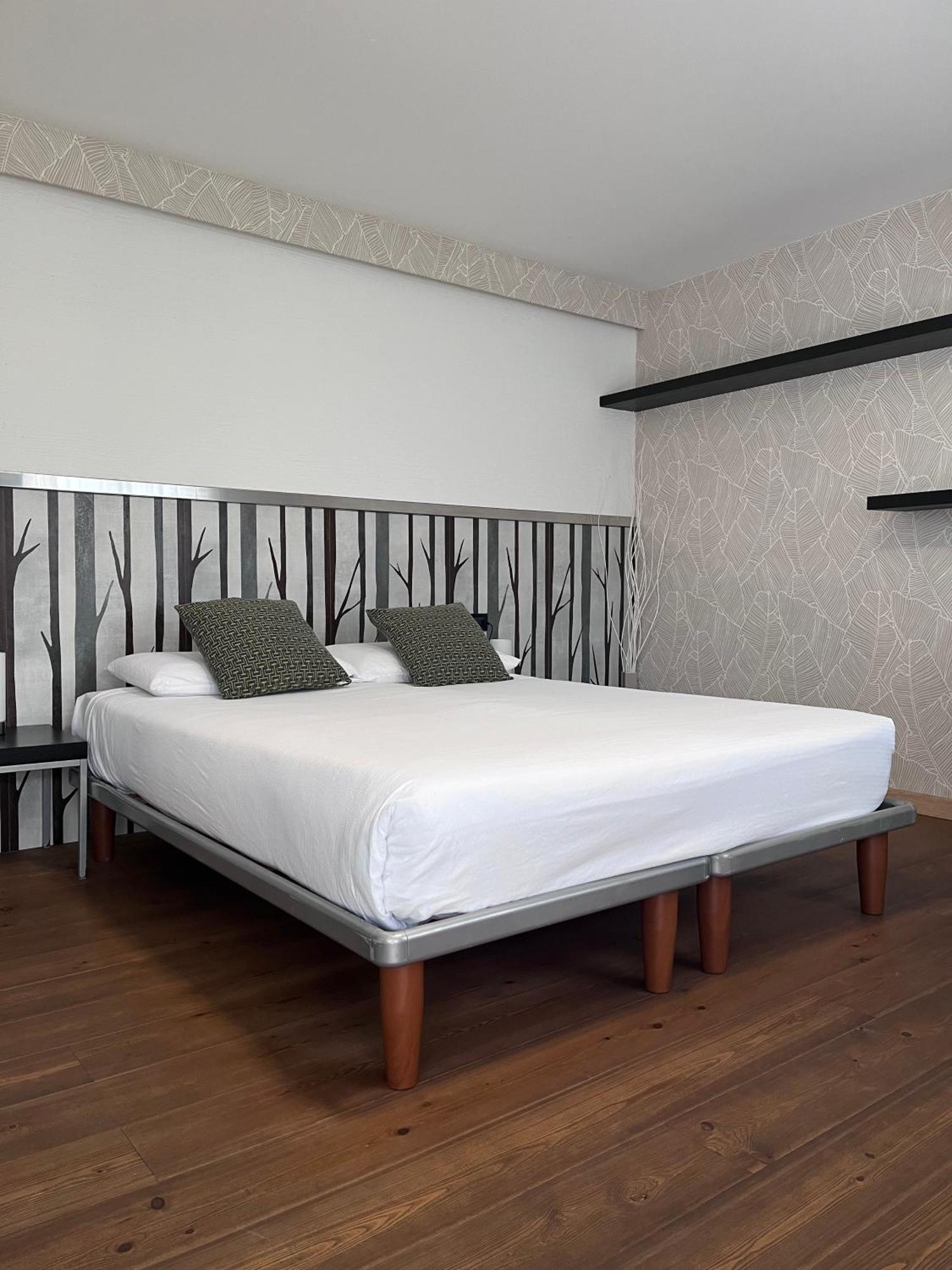 Hotel Isola Verde Torbole Sul Garda Esterno foto