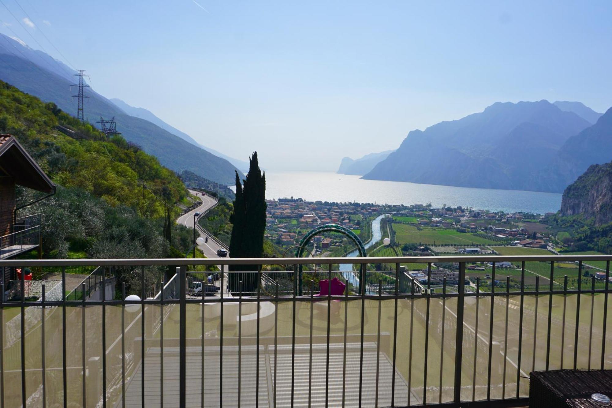 Hotel Isola Verde Torbole Sul Garda Esterno foto