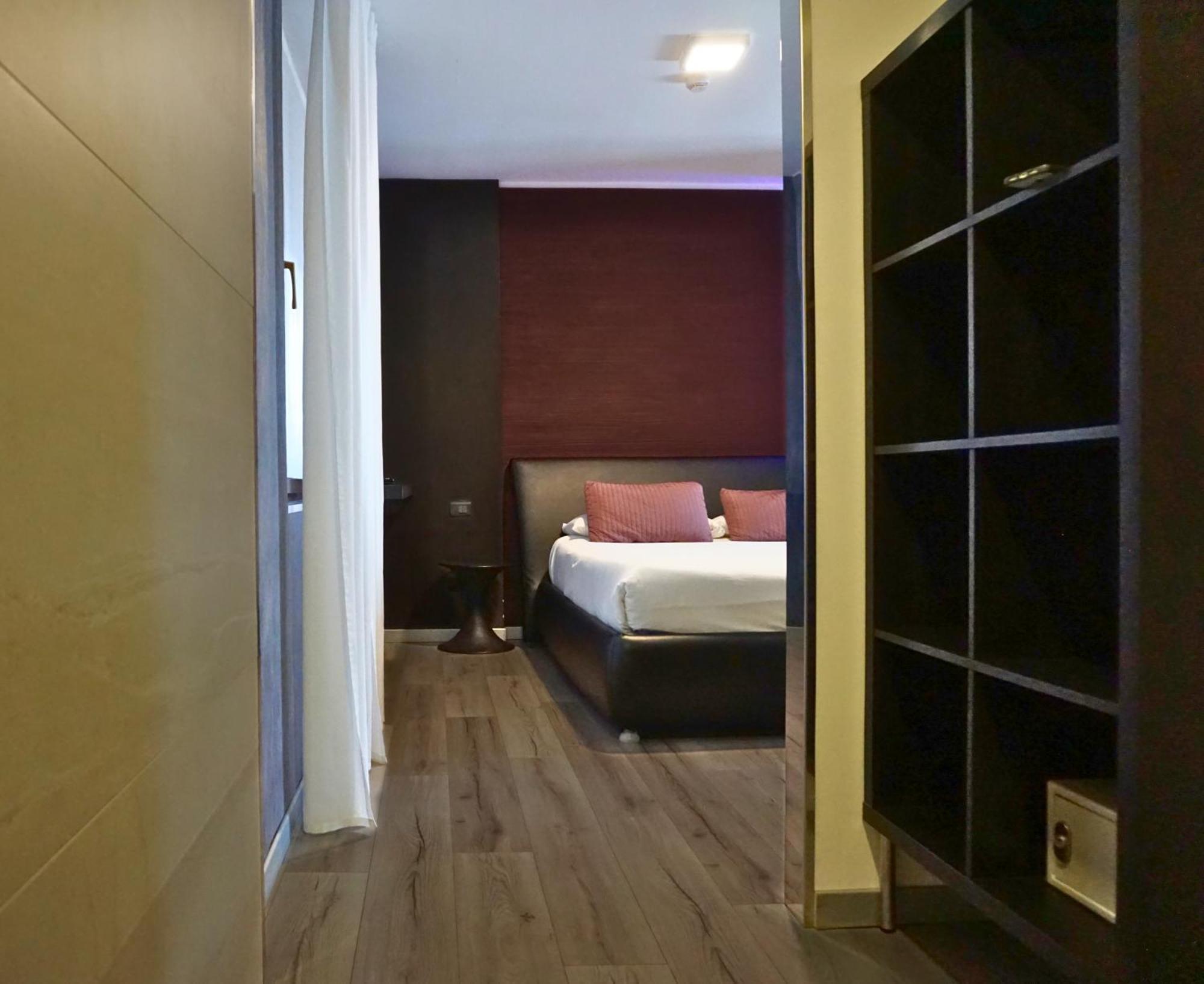 Hotel Isola Verde Torbole Sul Garda Esterno foto
