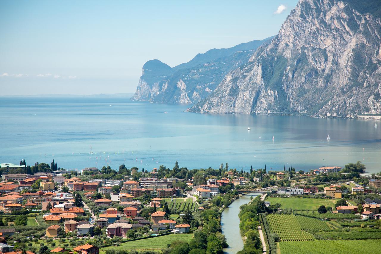 Hotel Isola Verde Torbole Sul Garda Esterno foto
