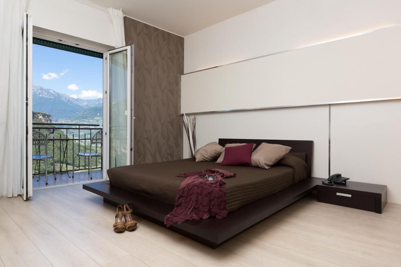 Hotel Isola Verde Torbole Sul Garda Esterno foto
