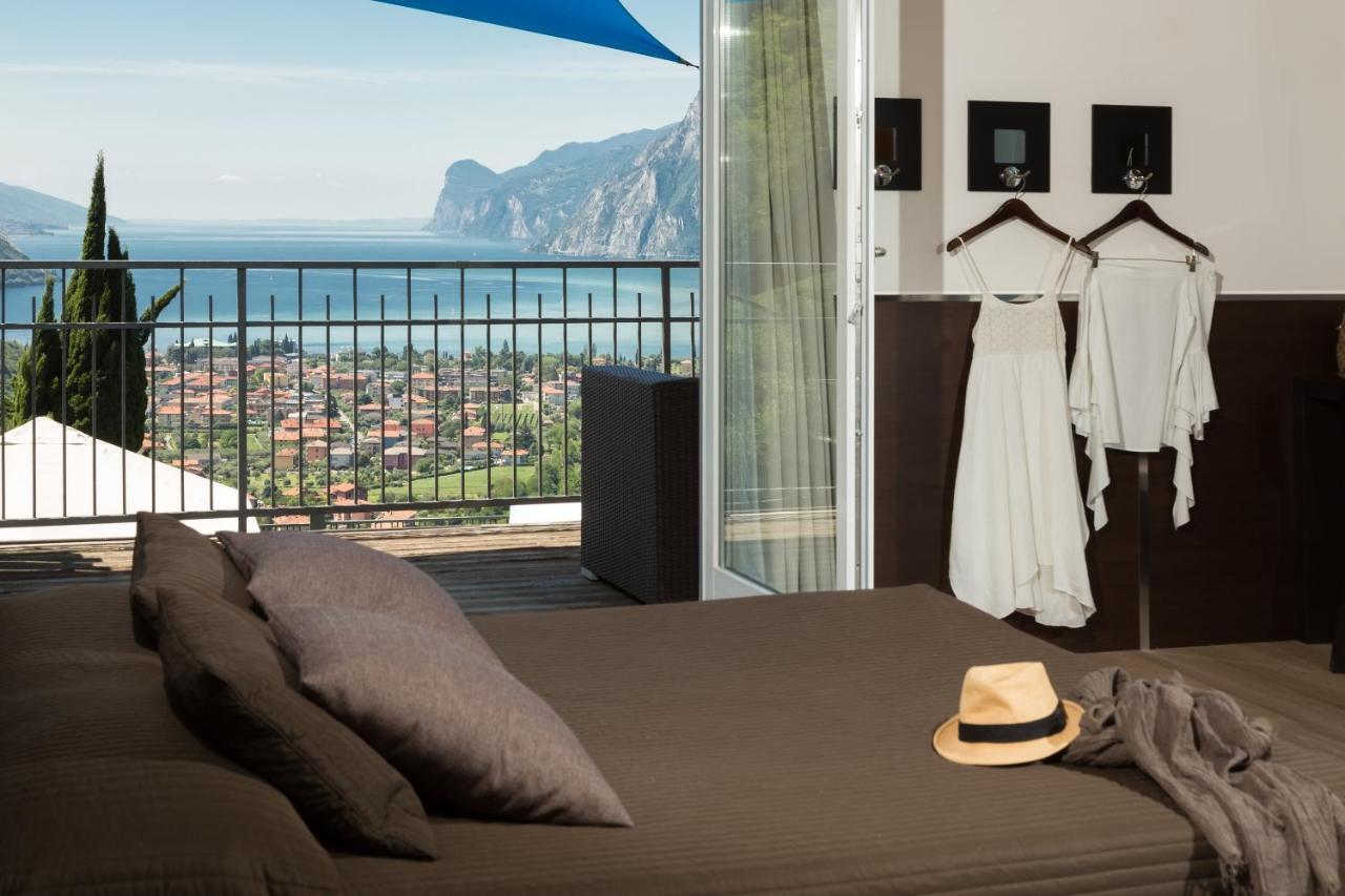 Hotel Isola Verde Torbole Sul Garda Esterno foto